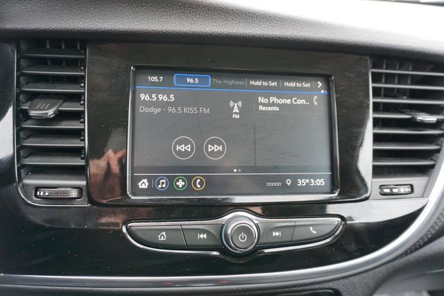 Used 2022 Buick Encore Preferred w/ Safety Package image 21