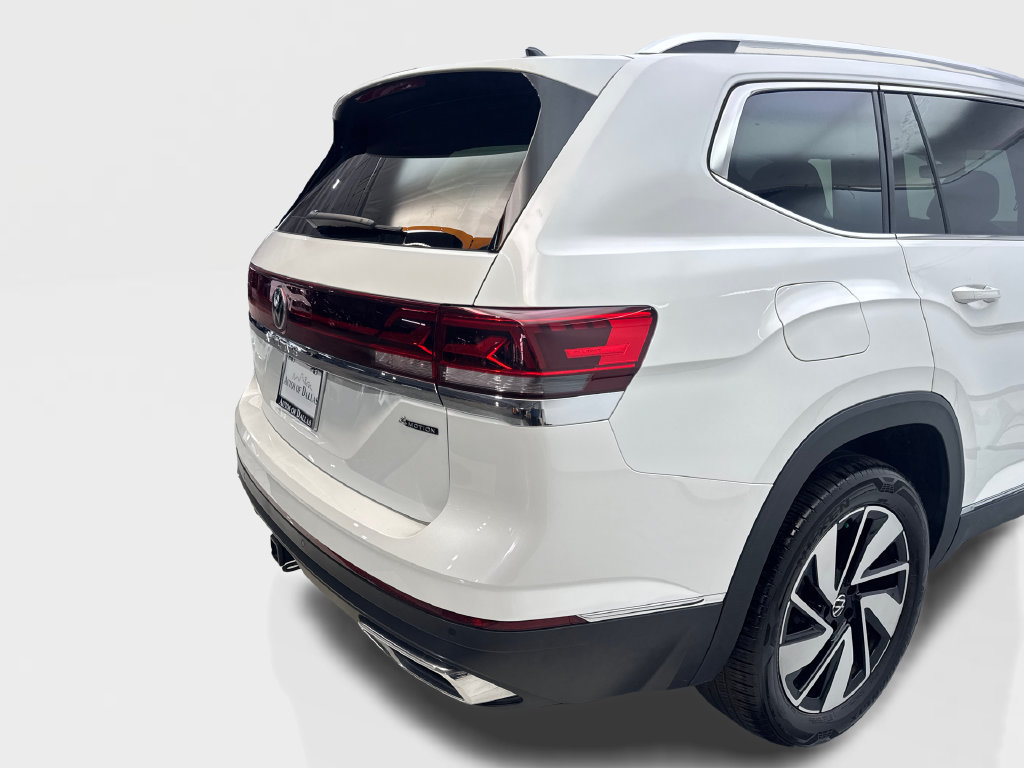 Used 2025 Volkswagen Atlas SEL AWD/4WD image 20