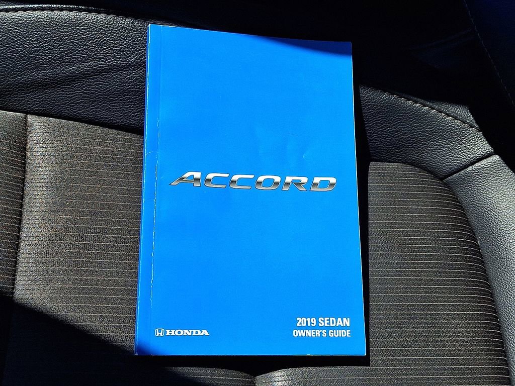 Used 2019 Honda Accord Sport image 29