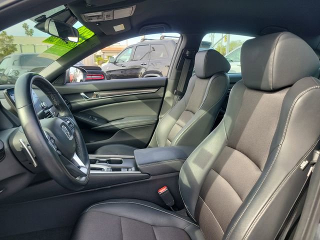 Used 2018 Honda Accord Sport image 16
