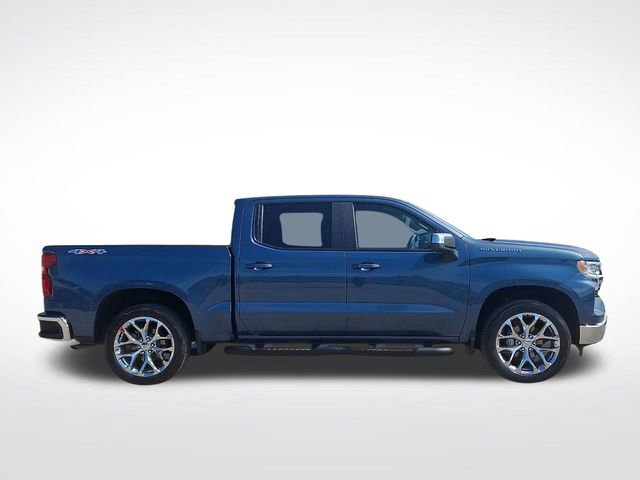 Used 2024 Chevrolet Silverado 1500 LT w/ Leather Package AWD/4WD image 7