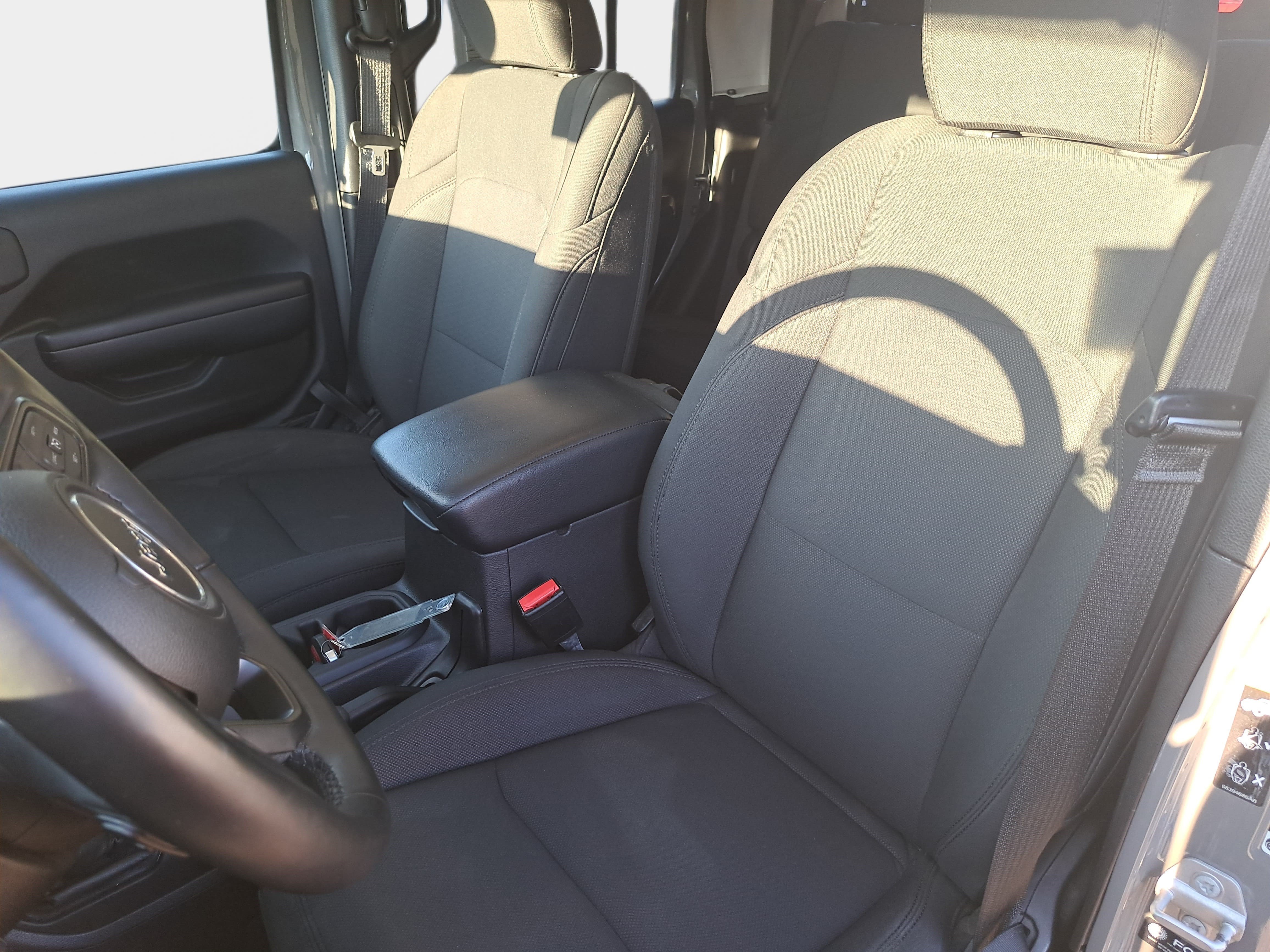 Used 2021 Jeep Gladiator Sport AWD/4WD image 14