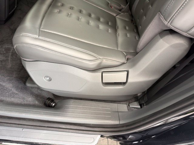 Used 2024 Kia EV9 Wind AWD/4WD image 19