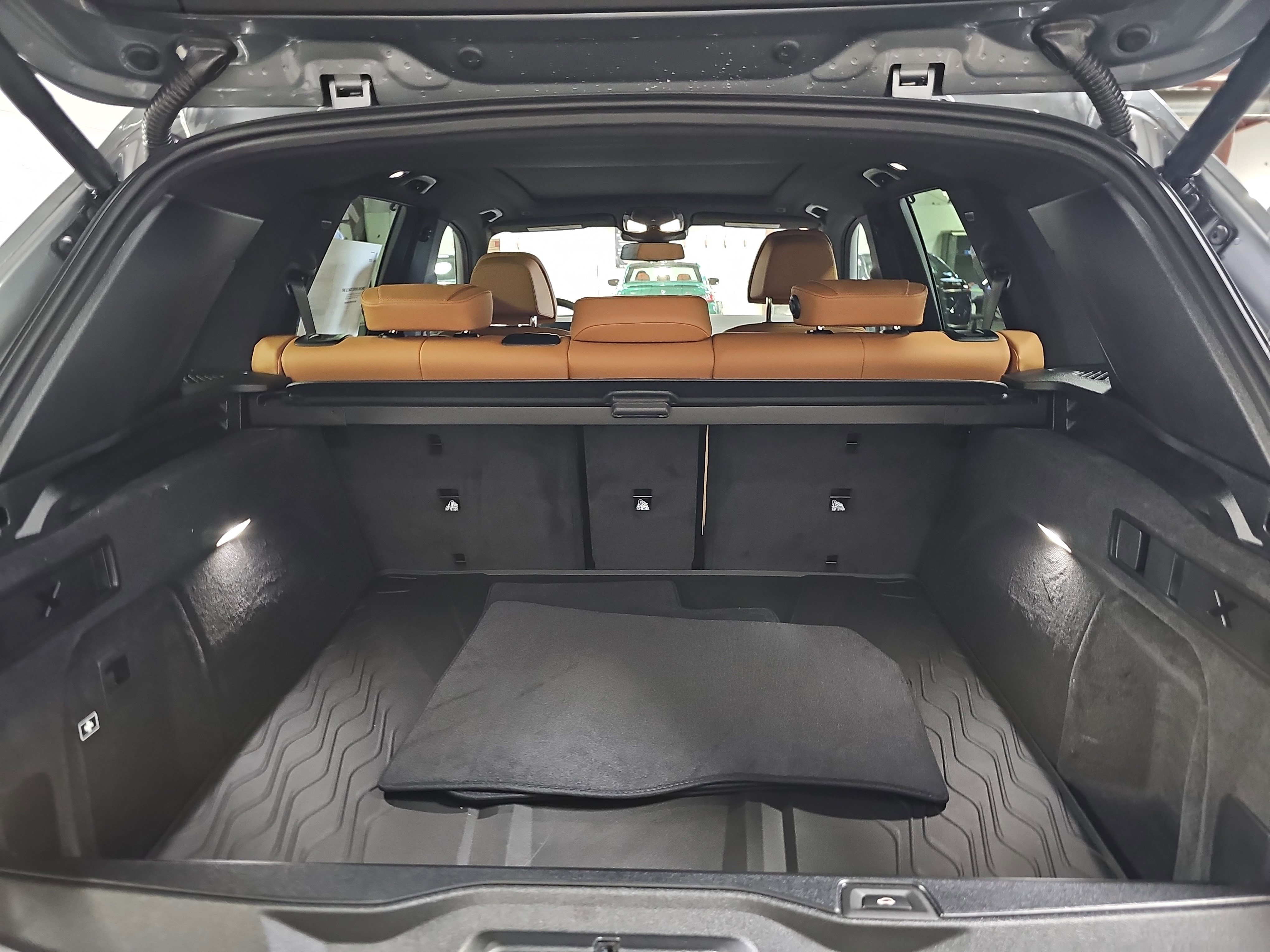 New 2026 BMW X5 xDrive40i w/ Climate Comfort Package AWD/4WD image 14