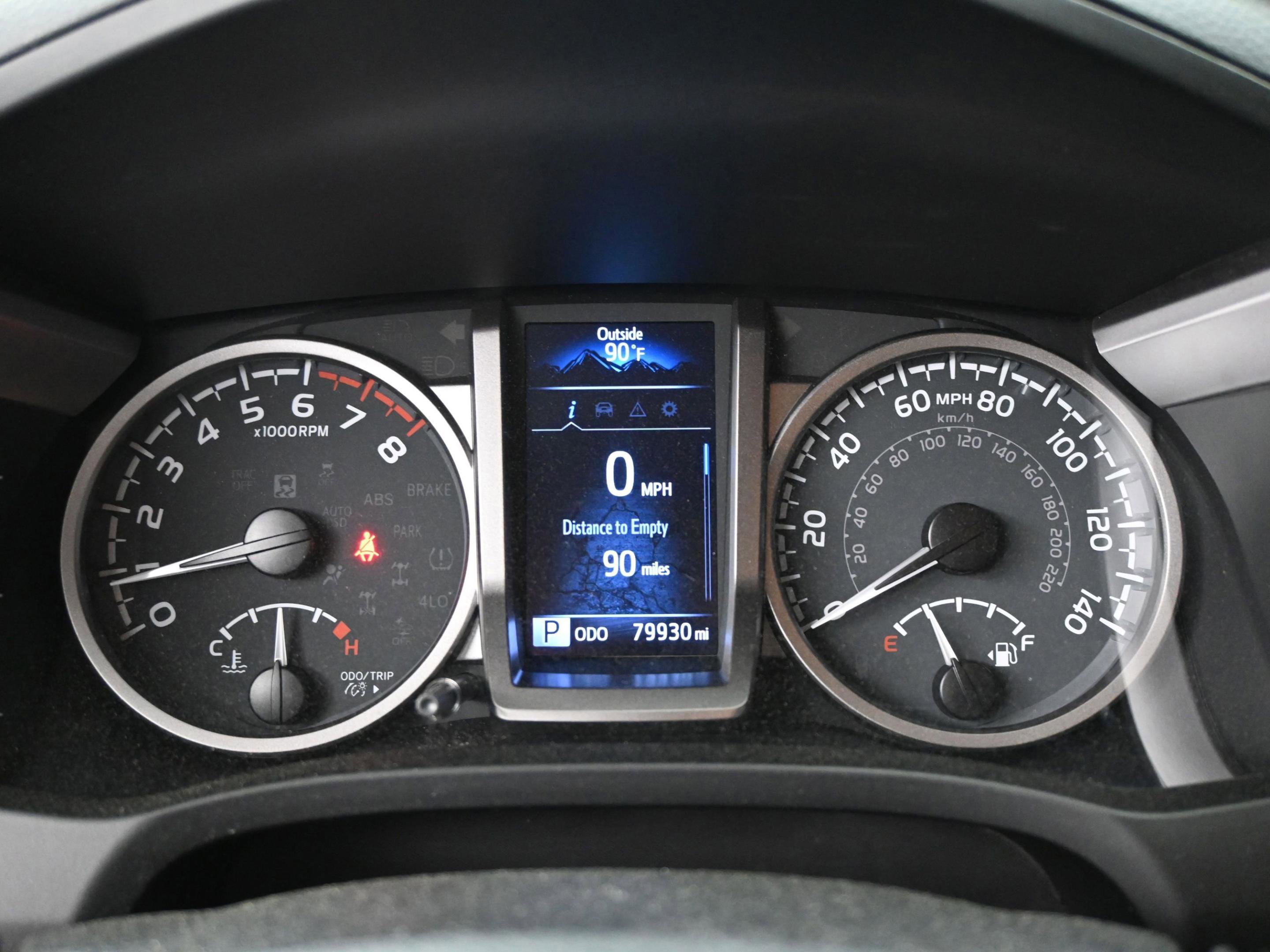 Used 2020 Toyota Tacoma SR5 AWD/4WD image 26