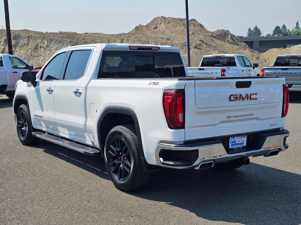 Used 2021 GMC Sierra 1500 SLT w/ SLT Premium Package AWD/4WD image 7
