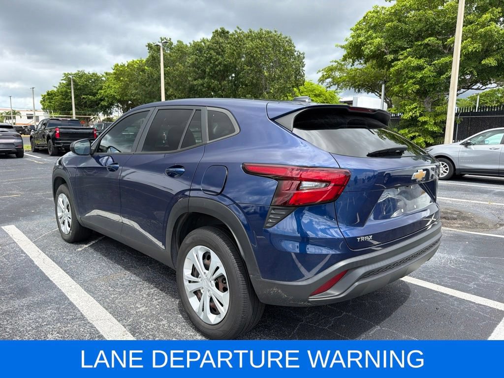 Certified 2024 Chevrolet Trax LS FWD image 5