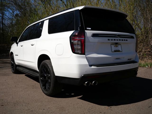 Used 2022 Chevrolet Suburban RST w/ Sport Performance Package AWD/4WD image 5