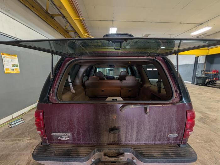 Used 2001 Ford Expedition XLT AWD/4WD image 27