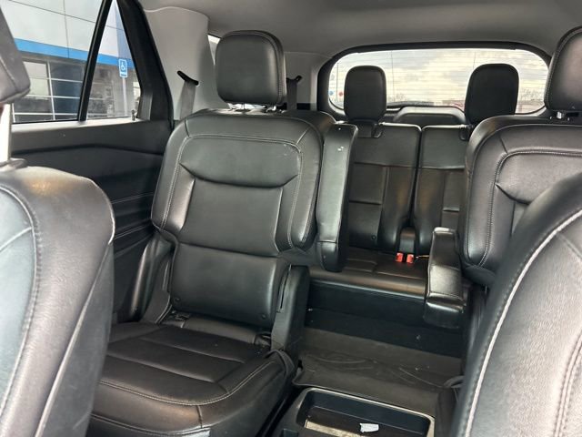 Used 2020 Ford Explorer XLT w/ Equipment Group 202A image 10