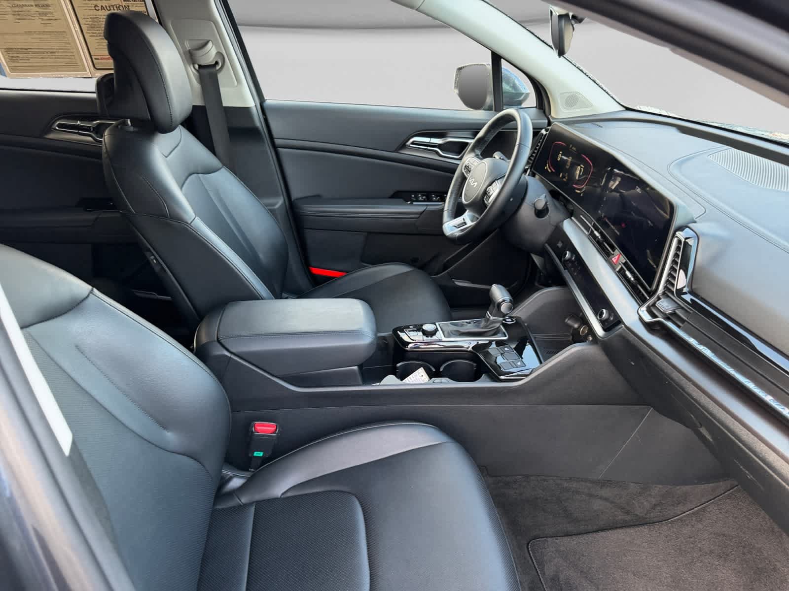 Used 2023 Kia Sportage EX FWD image 16