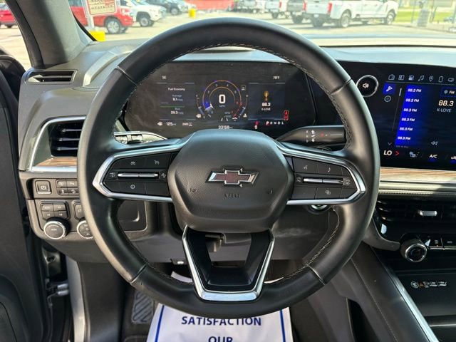 Used 2025 Chevrolet Tahoe Z71 AWD/4WD image 17