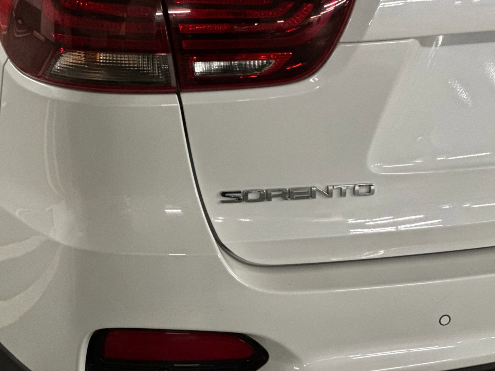 Used 2020 Kia Sorento S image 36