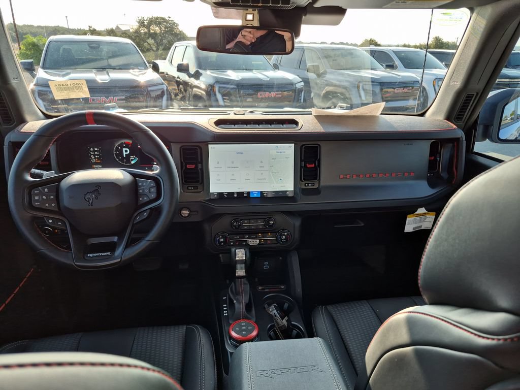 Used 2025 Ford Bronco Raptor AWD/4WD image 31