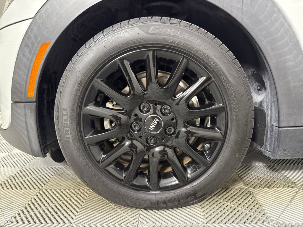 Used 2019 MINI Cooper 4-Door Hardtop image 19