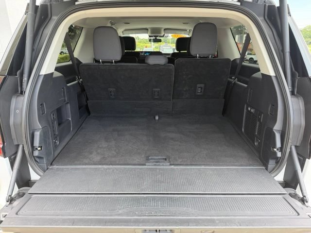 Used 2025 Ford Expedition Max Active RWD image 16