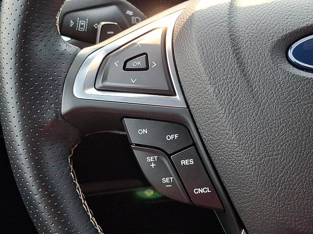 Used 2022 Ford Edge ST AWD/4WD image 23