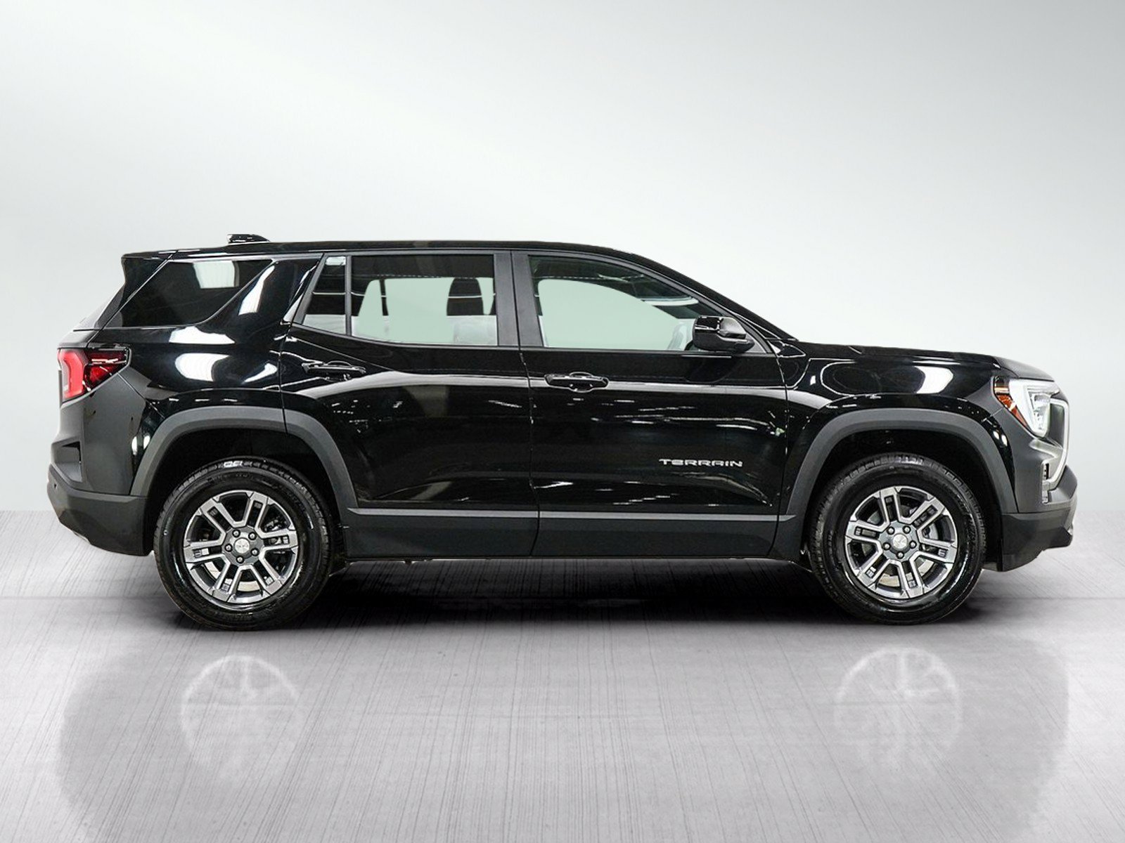 Used 2026 GMC Terrain Elevation w/ LPO, Floor Liner Package AWD/4WD image 6