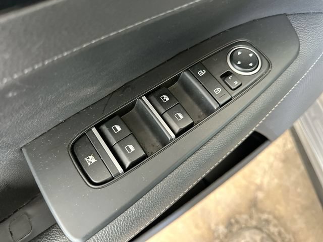 Certified 2023 Kia Forte GT-Line FWD image 17