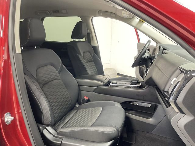 Used 2022 Nissan Pathfinder SV image 27