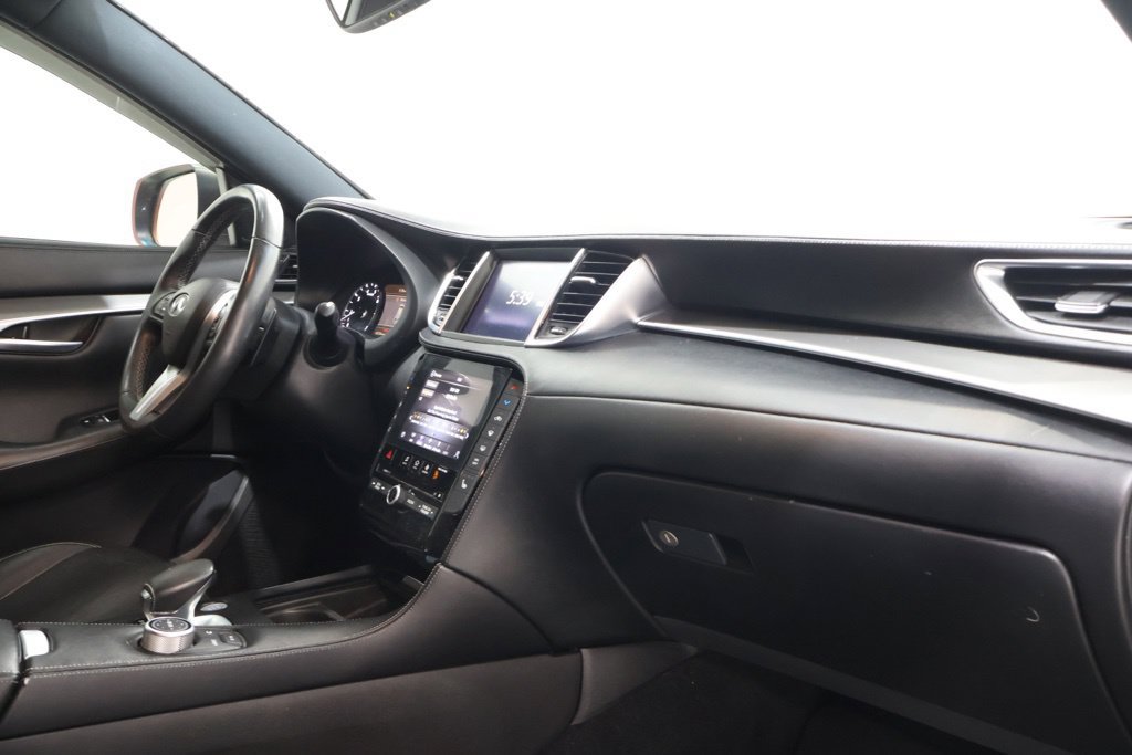 Used 2022 INFINITI QX50 Luxe w/ Appearance Package AWD/4WD image 17