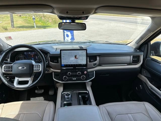 Used 2024 Ford Expedition Limited image 14