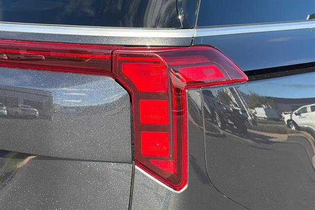 New 2026 Kia Carnival LXS FWD image 33