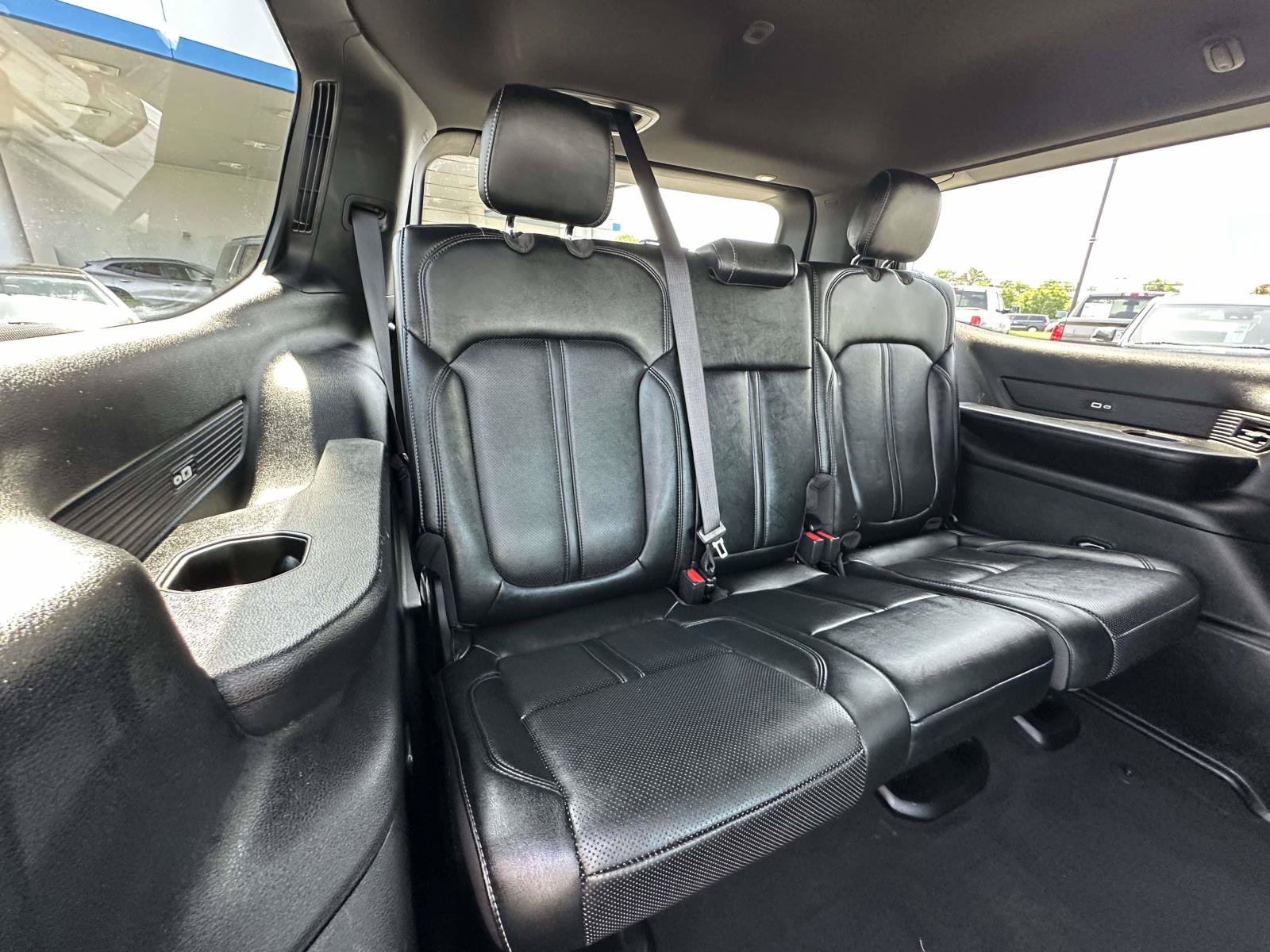 Used 2024 Jeep Wagoneer Series II AWD/4WD image 38