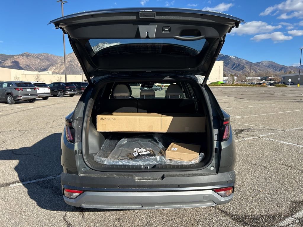 New 2026 Hyundai Tucson Limited image 11