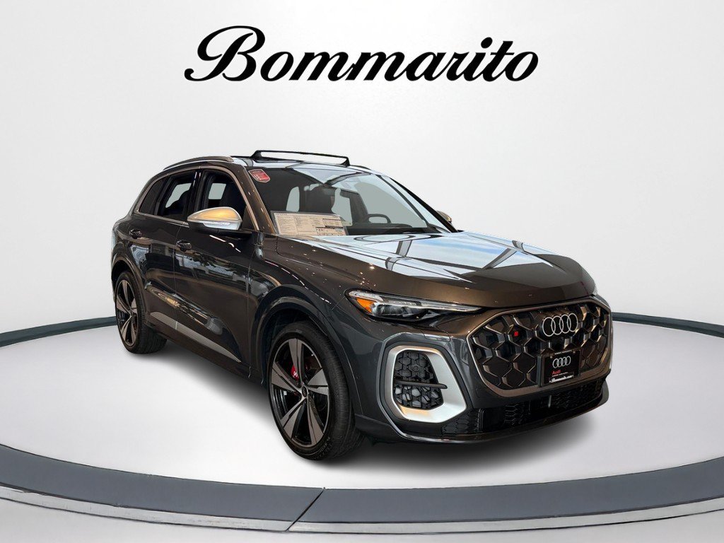 Used 2026 Audi SQ5 Premium Plus w/ Premium Plus Package AWD/4WD image 1
