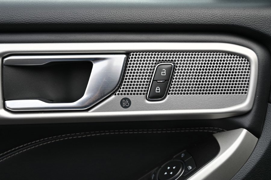 Used 2021 Ford Explorer Limited image 20