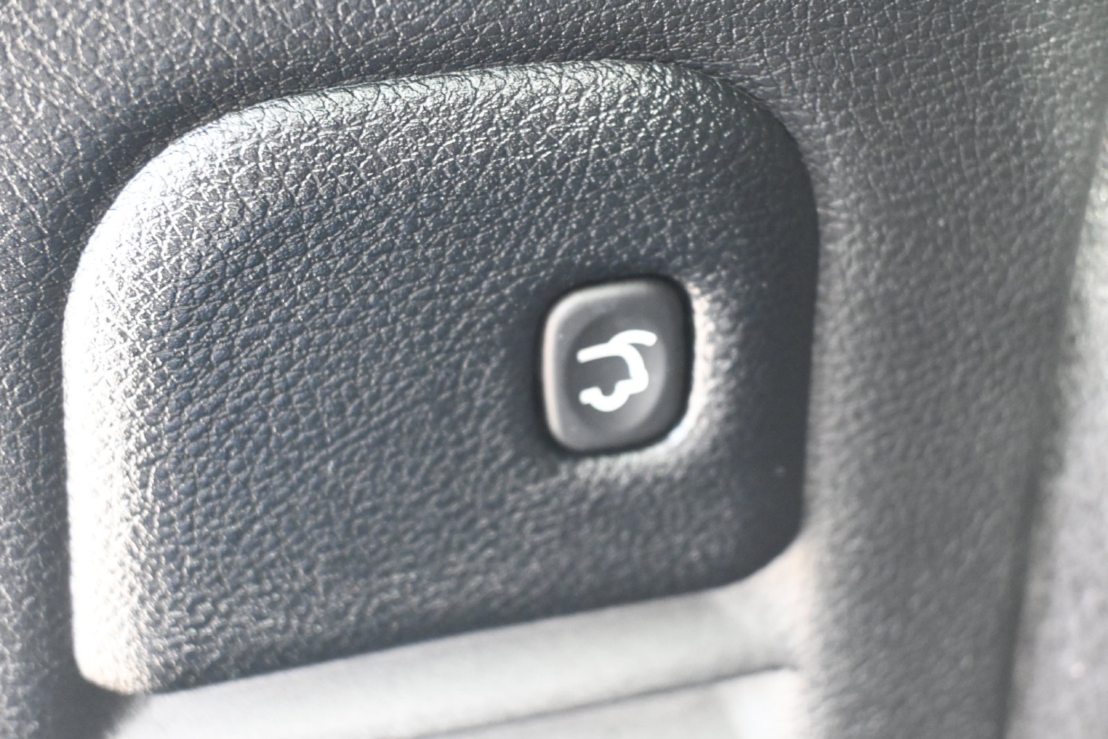 Used 2025 Dodge Durango GT AWD/4WD image 28