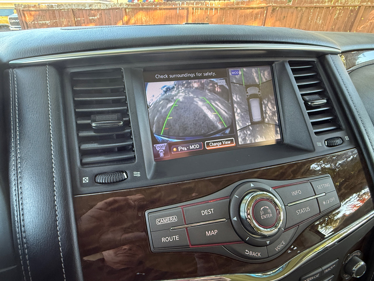 Used 2017 Nissan Armada SL image 31