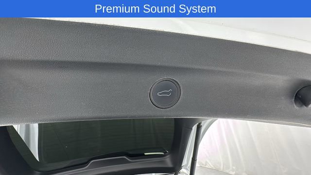 Used 2022 Tesla Model Y Performance image 18