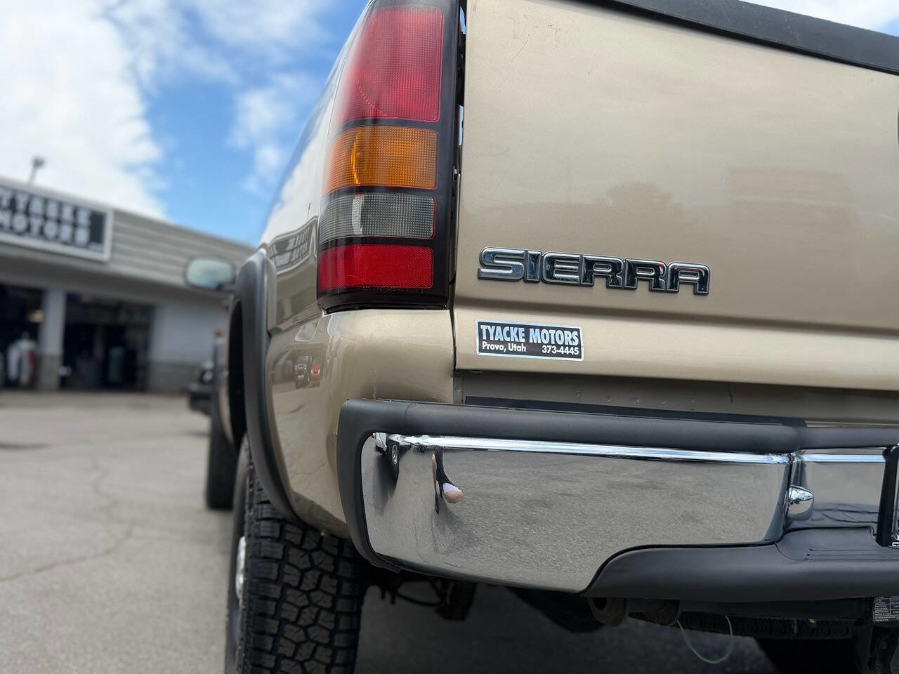 Used 2006 GMC Sierra 2500 W/T RWD image 40