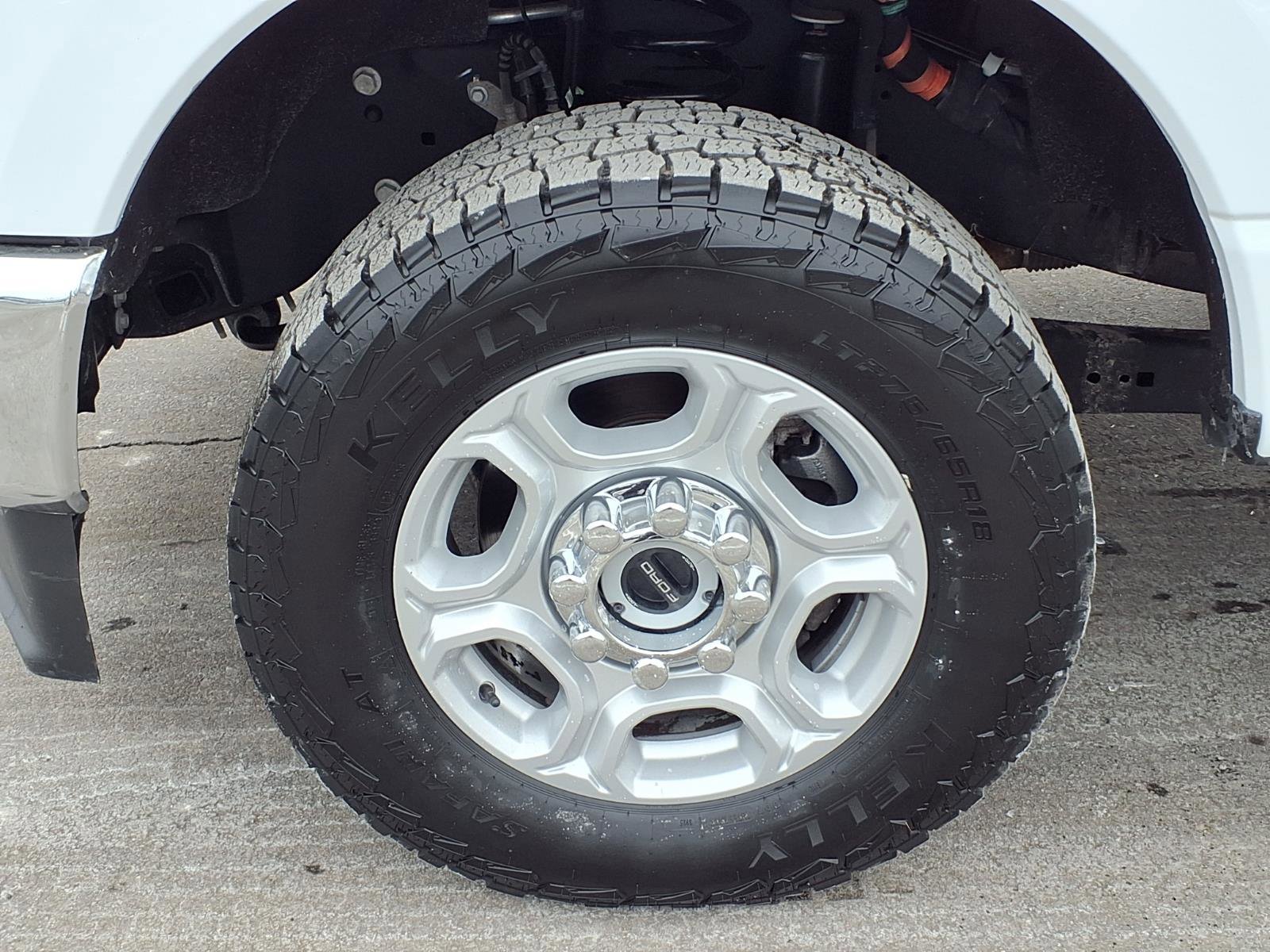 Used 2025 Ford F250 XLT image 26