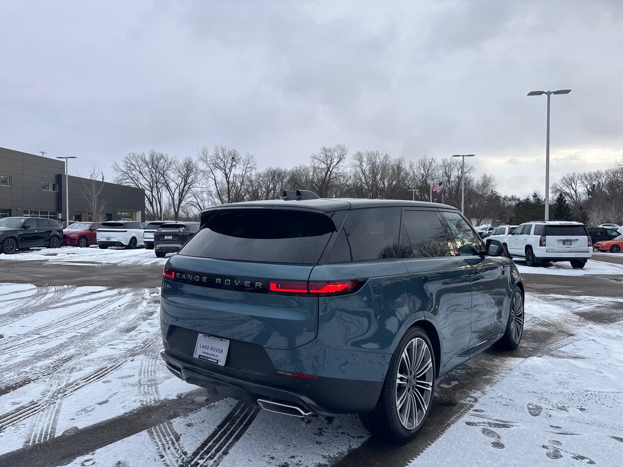 New 2026 Land Rover Range Rover Sport SE image 5