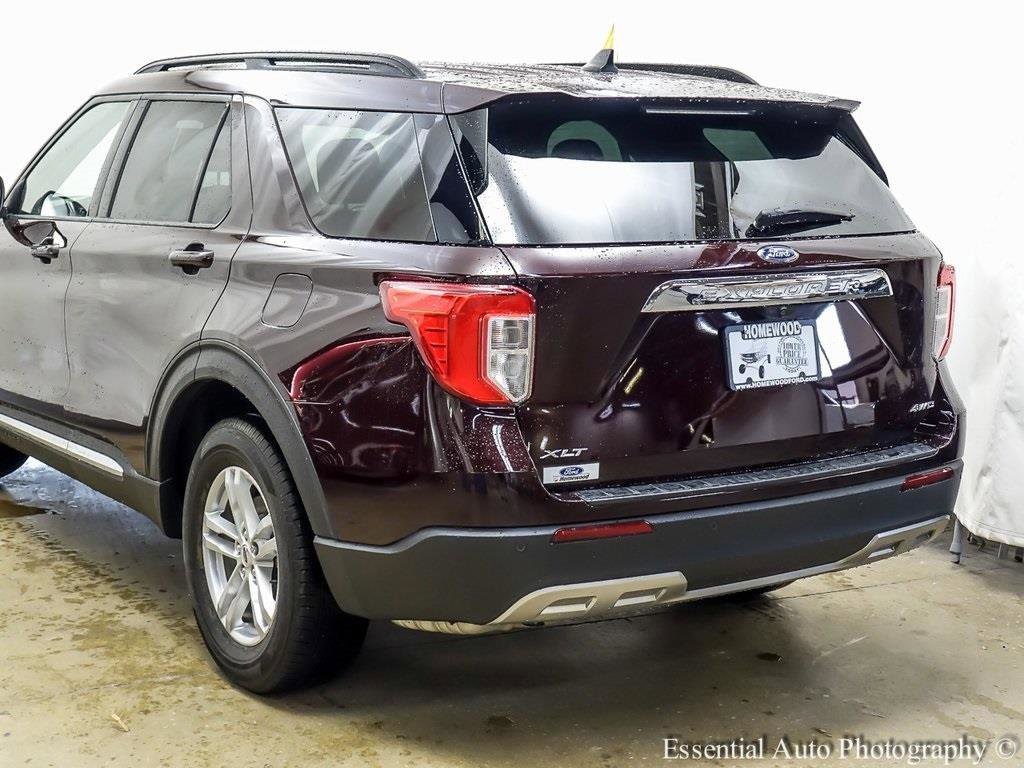 Certified 2022 Ford Explorer XLT w/ Equipment Group 202A image 6
