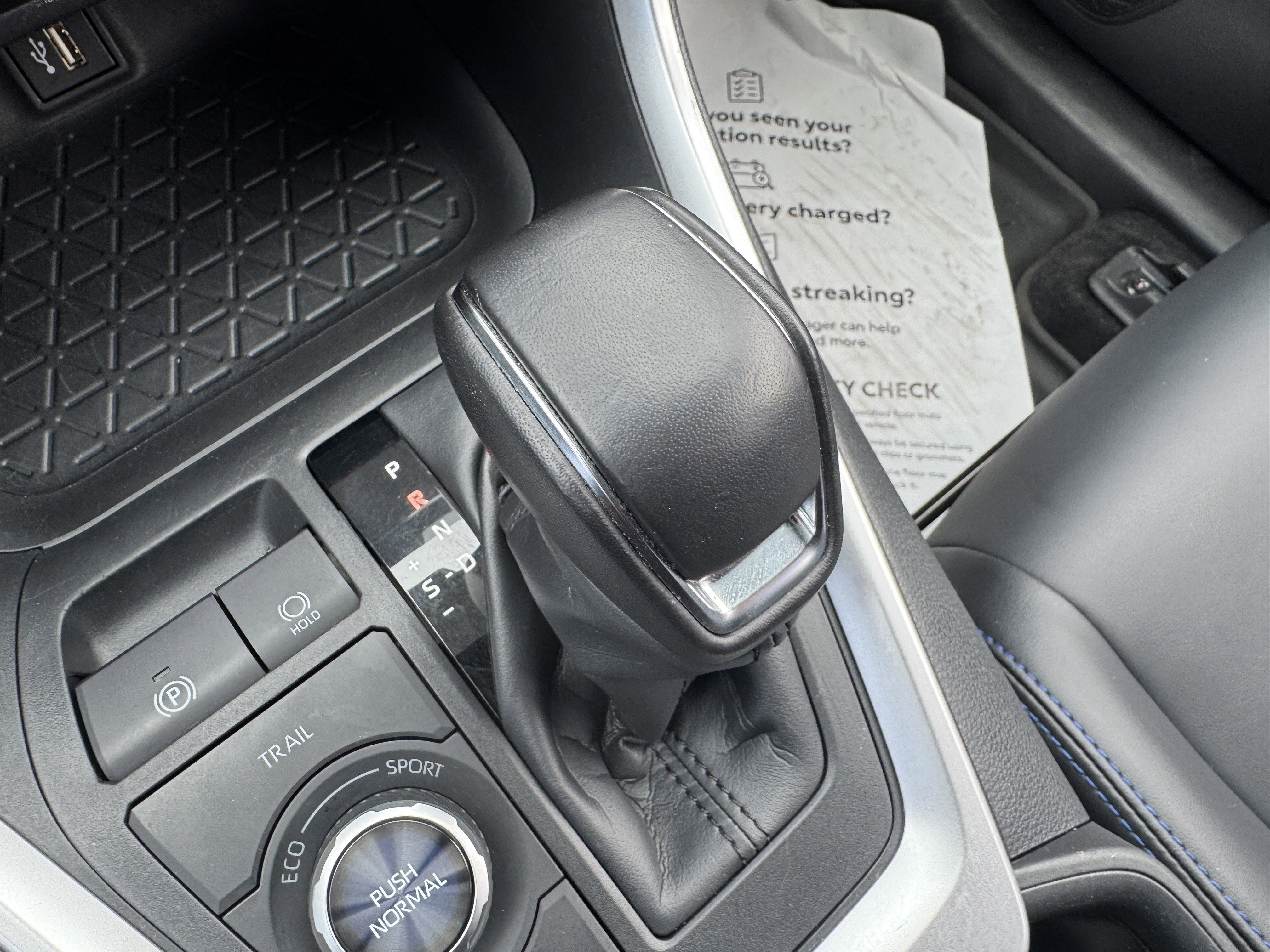 Certified 2025 Toyota RAV4 XSE w/ Weather Package image 29