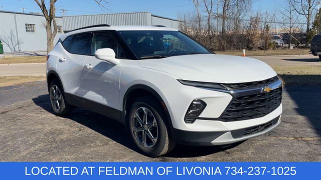 Certified 2024 Chevrolet Blazer LT w/ Convenience Package image 2