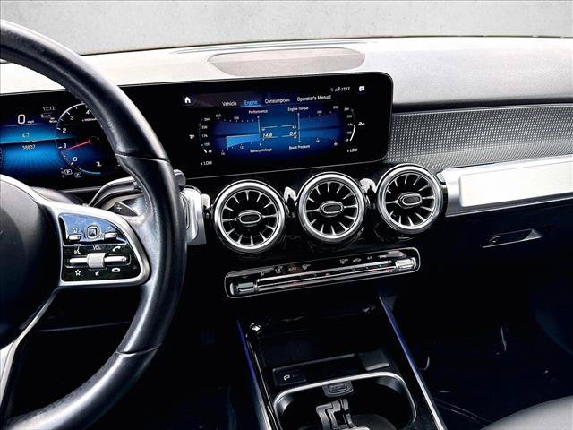Used 2023 Mercedes-Benz GLB 250 image 8