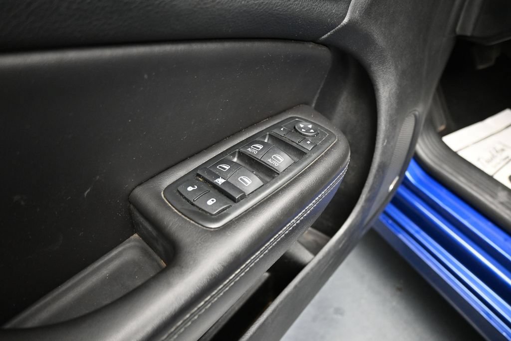 Used 2015 Chrysler 200 S w/ Navigation & Sound Group I FWD image 11