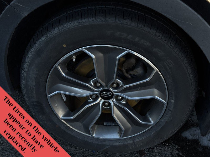 Used 2014 Hyundai Santa Fe GLS image 35