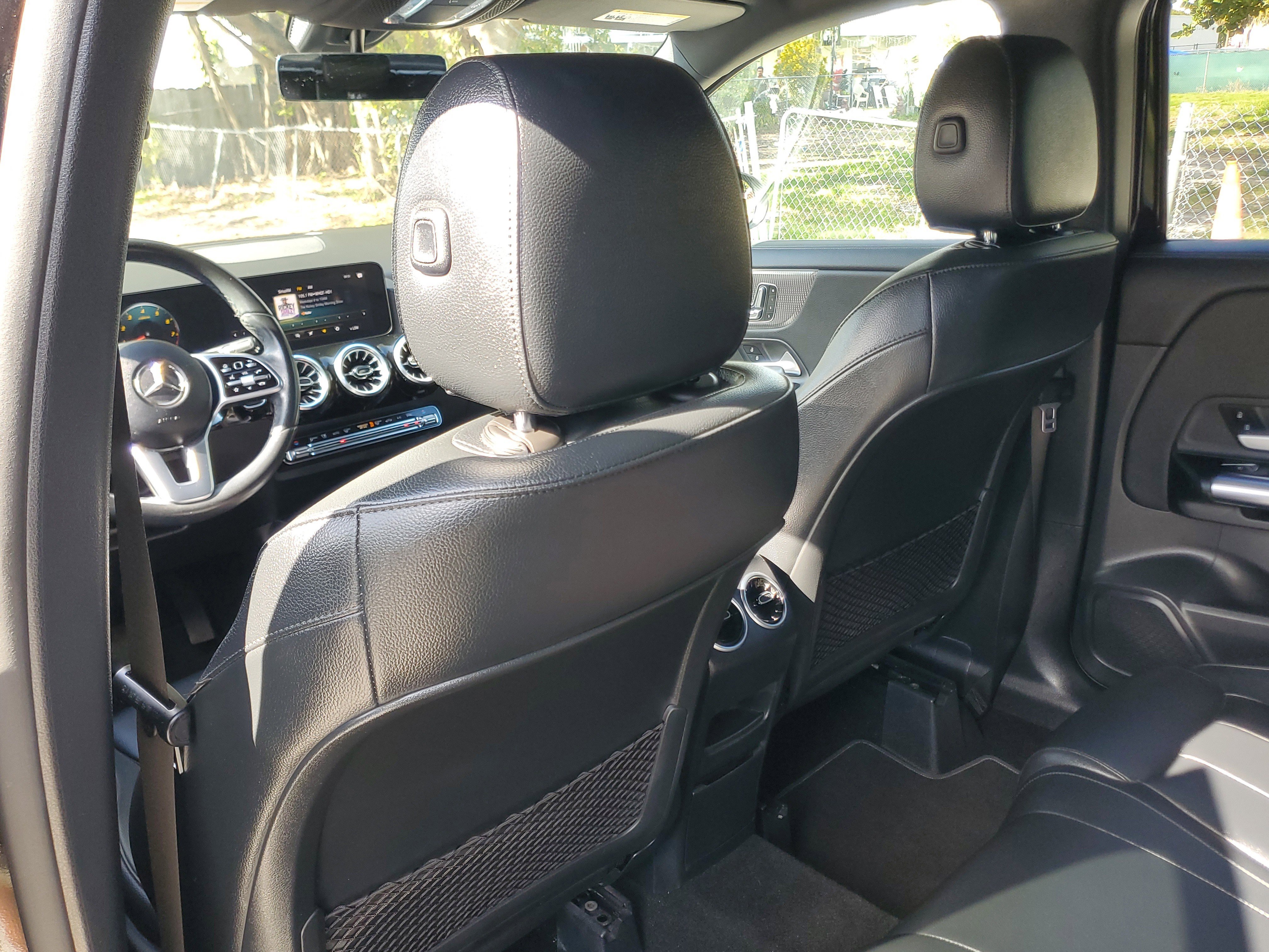 Used 2023 Mercedes-Benz GLA 250 w/ Premium Package image 12