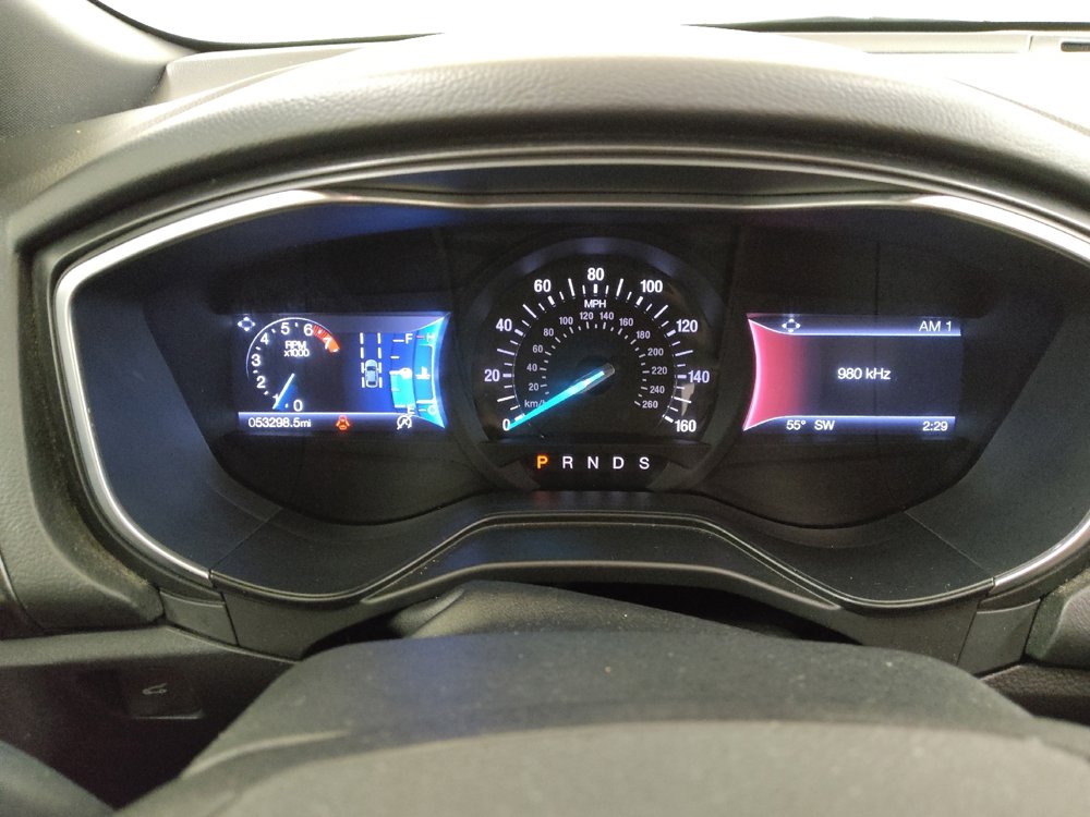 Used 2019 Ford Fusion Titanium image 23