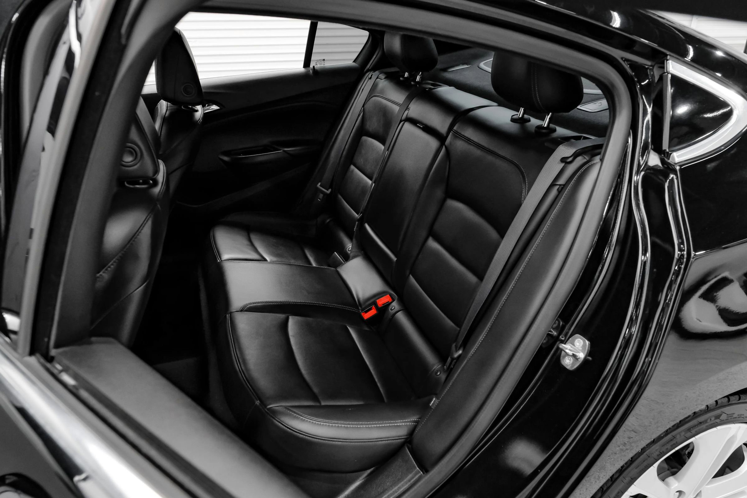 Used 2016 Chevrolet Cruze Premier image 40