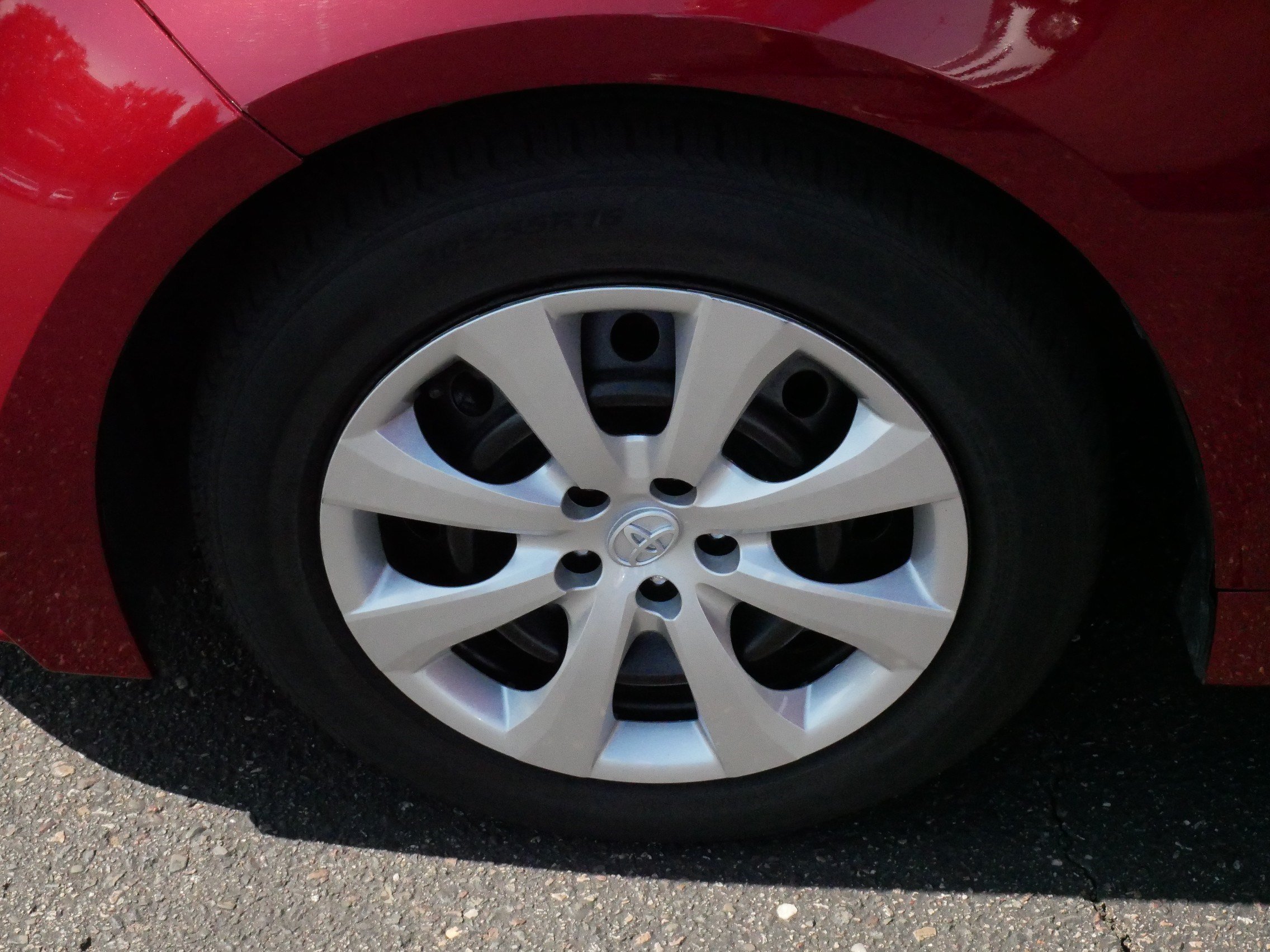 Certified 2024 Toyota Corolla LE FWD image 15
