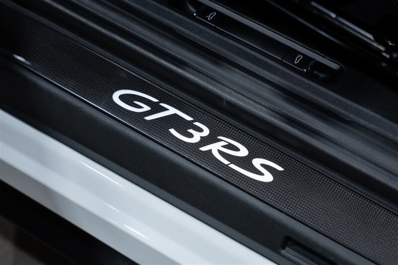 Used 2016 Porsche 911 GT3 RS RWD image 36