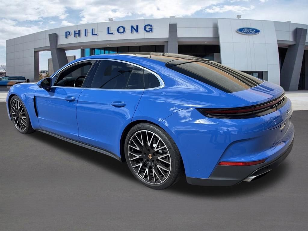 Used 2024 Porsche Panamera 4 image 3