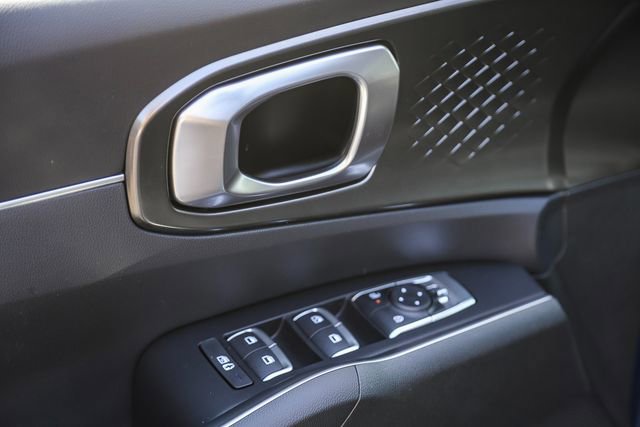 New 2025 Kia Sorento EX FWD image 35